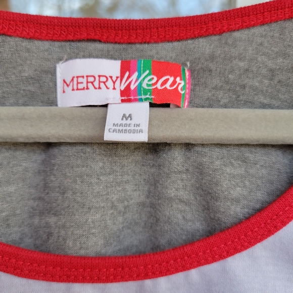 "Santa Paws" Christmas 2-Piece Pajamas Set - Size Medium (Excellent Condition) - Picture 7 of 14